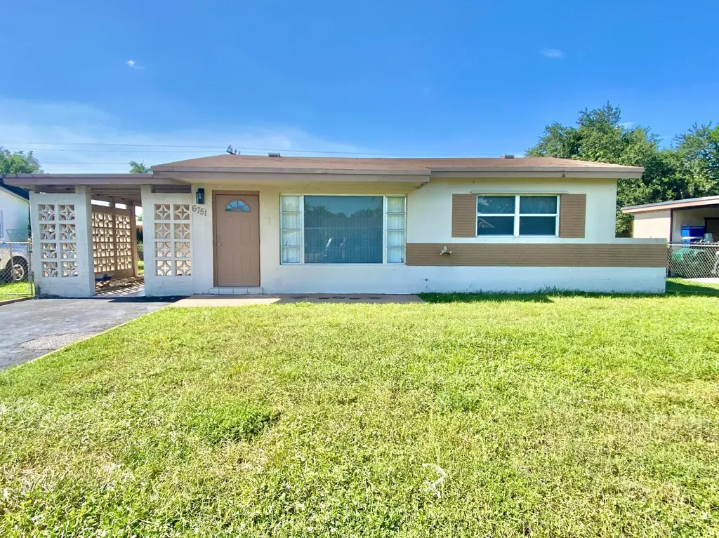6751 Liberty Street Hollywood FL 33024
