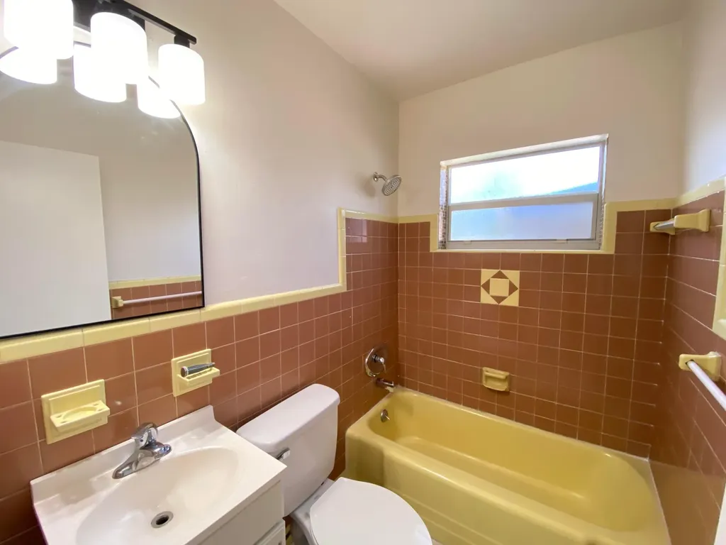 6751 Liberty Street Hollywood FL 33024