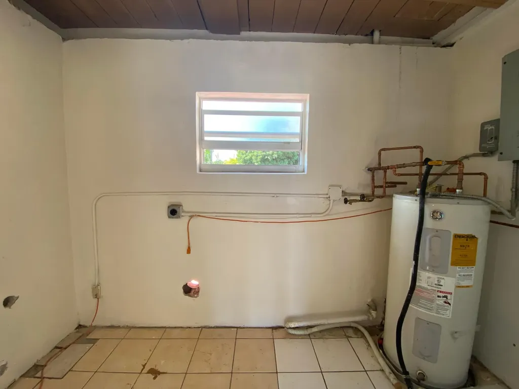 6751 Liberty Street Hollywood FL 33024