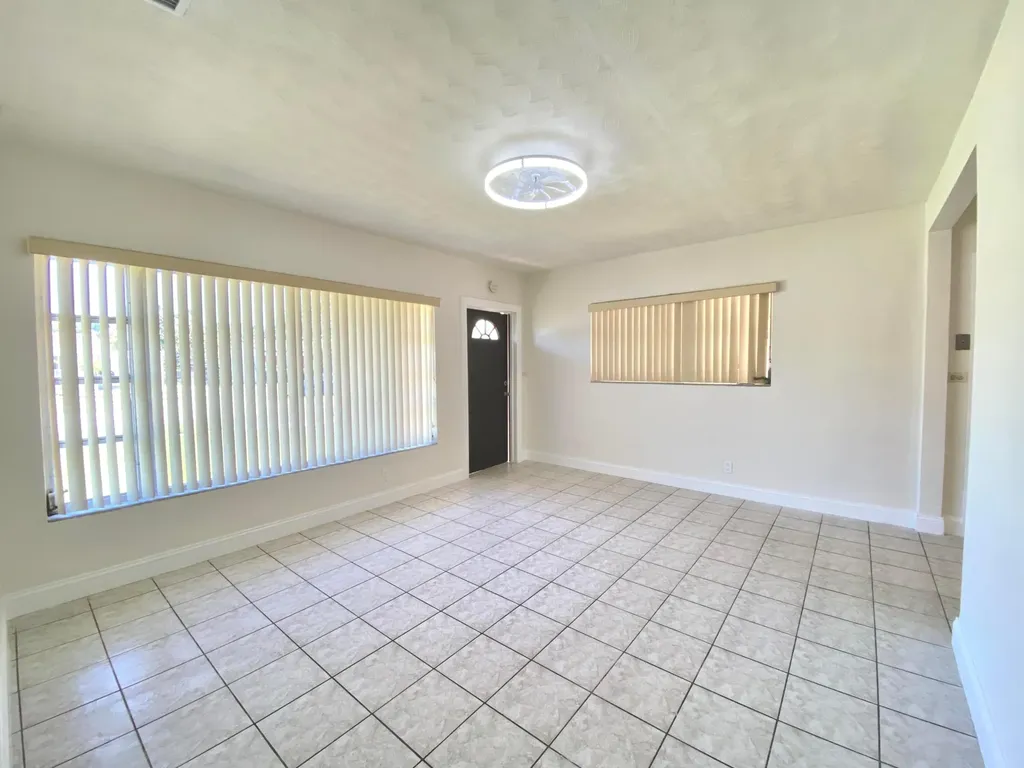 6751 Liberty Street Hollywood FL 33024