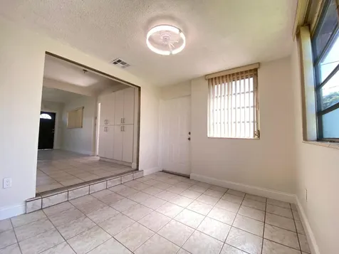 6751 Liberty Street Hollywood FL 33024