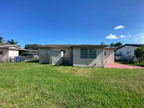 6751 Liberty Street Hollywood FL 33024