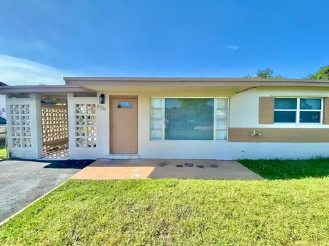 6751 Liberty Street Hollywood FL 33024