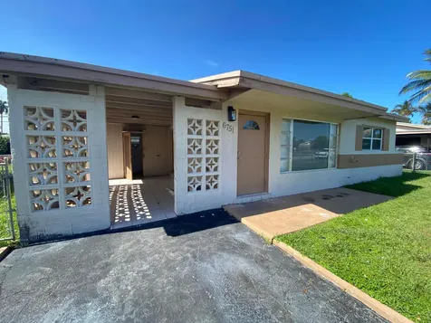 6751 Liberty Street Hollywood FL 33024
