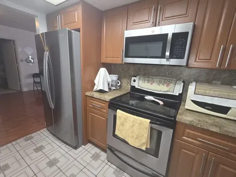 5261 NW 14th Place Lauderhill FL 33313