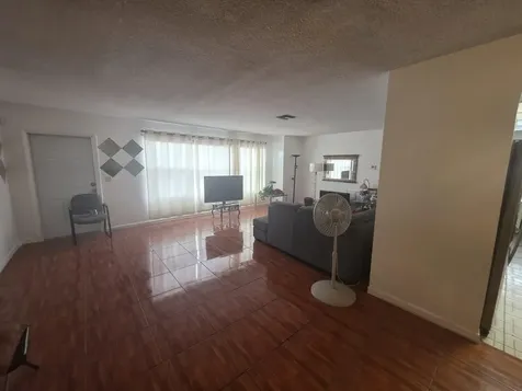 5261 NW 14th Place Lauderhill FL 33313