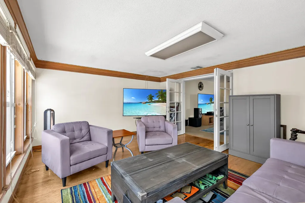 4220 NE 26th Avenue Lighthouse Point FL 33064