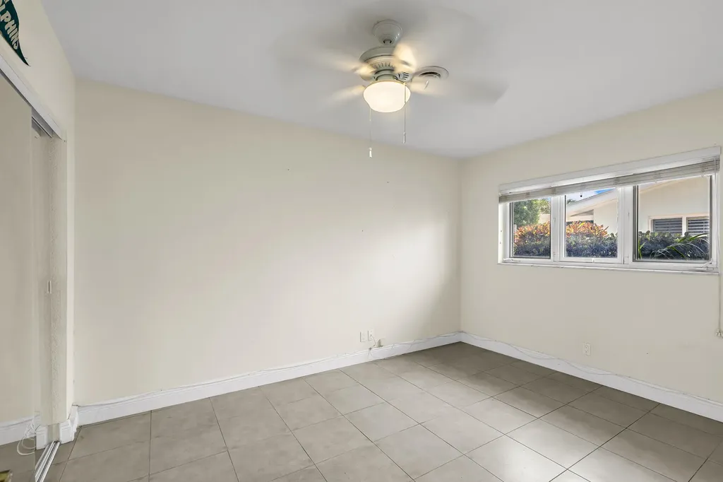 4220 NE 26th Avenue Lighthouse Point FL 33064
