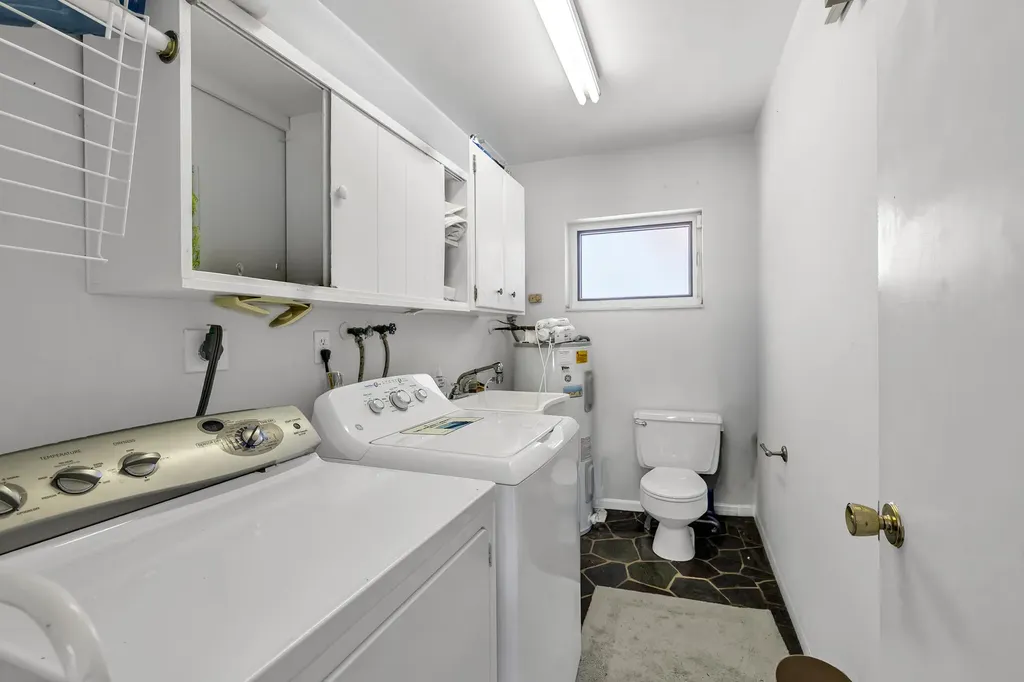 4220 NE 26th Avenue Lighthouse Point FL 33064