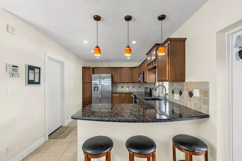 4220 NE 26th Avenue Lighthouse Point FL 33064
