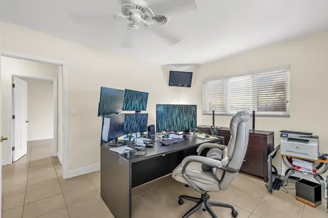 4220 NE 26th Avenue Lighthouse Point FL 33064