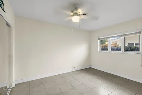 4220 NE 26th Avenue Lighthouse Point FL 33064