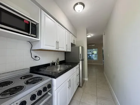 625 NE 14th Avenue Fort Lauderdale FL 33304
