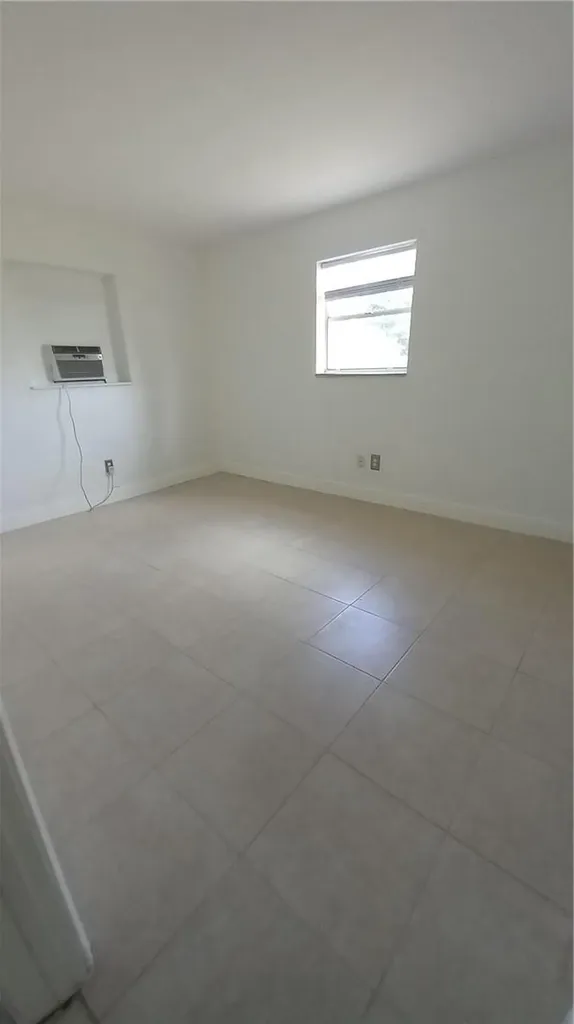 330 NW 38th Street Deerfield Beach FL 33064