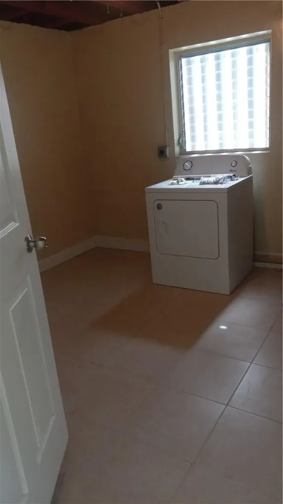 330 NW 38th Street Deerfield Beach FL 33064