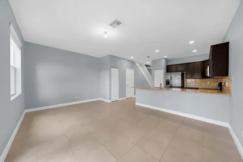5271 Ashley River Road West Palm Beach FL 33417