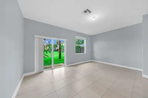 5271 Ashley River Road West Palm Beach FL 33417