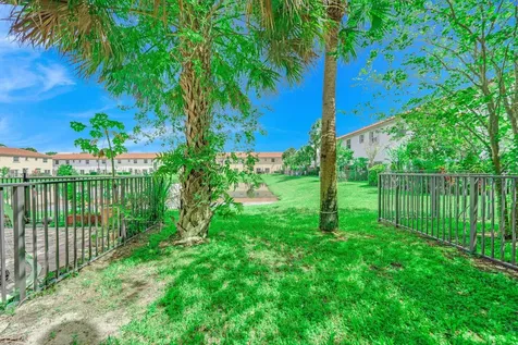 5271 Ashley River Road West Palm Beach FL 33417