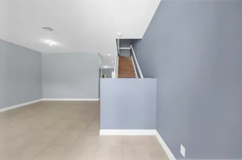 5271 Ashley River Road West Palm Beach FL 33417