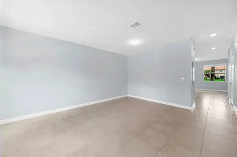 5271 Ashley River Road West Palm Beach FL 33417