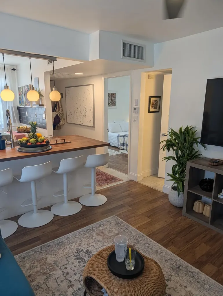 860 SE 6th Avenue Deerfield Beach FL 33441
