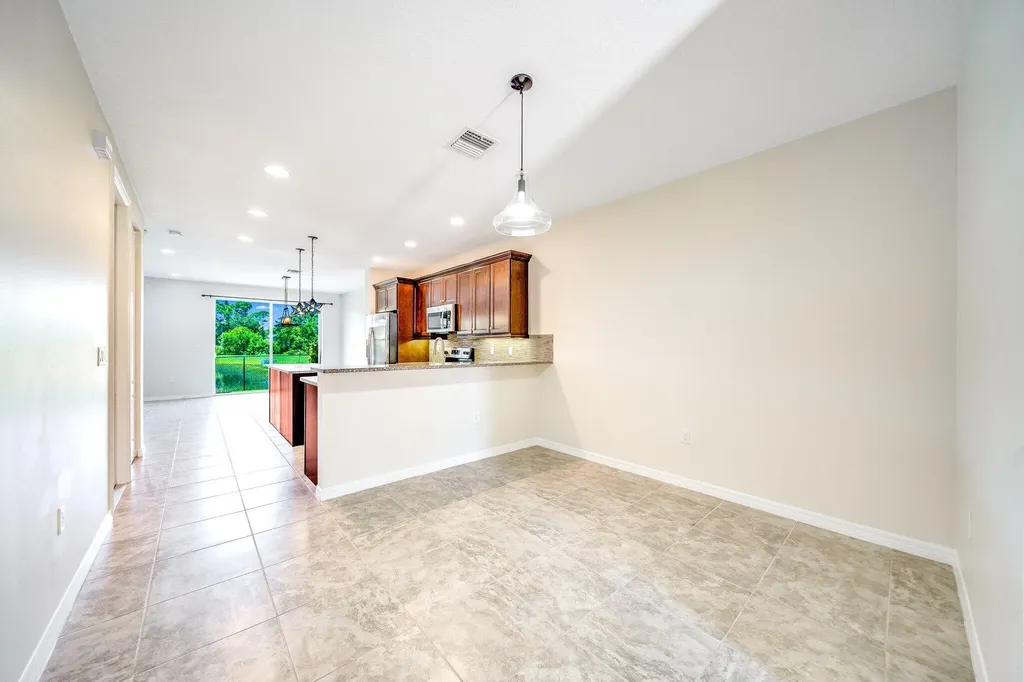 4543 Tara Cove Way West Palm Beach FL 33417