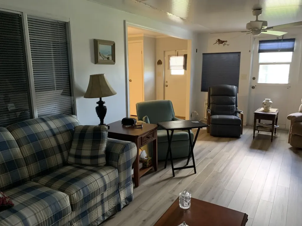 40 Florida Way Port St Lucie FL 34952