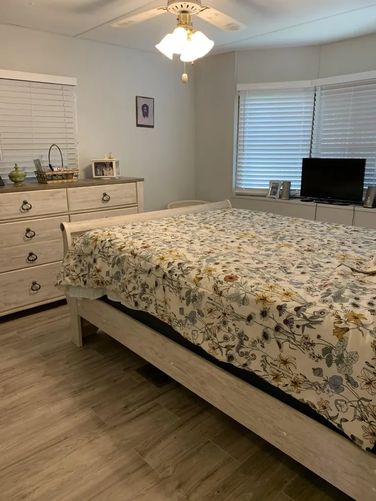 40 Florida Way Port St Lucie FL 34952