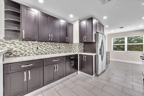 611 N Highland Drive Hollywood FL 33021