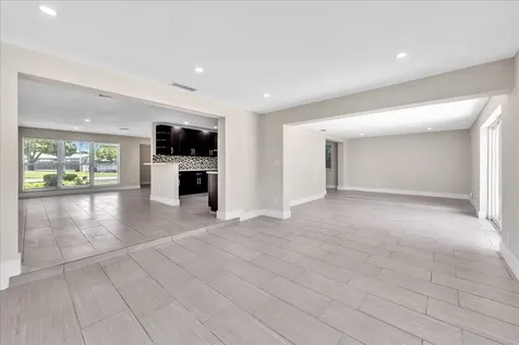 611 N Highland Drive Hollywood FL 33021