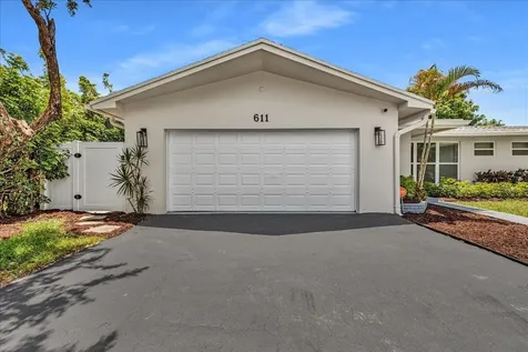 611 N Highland Drive Hollywood FL 33021