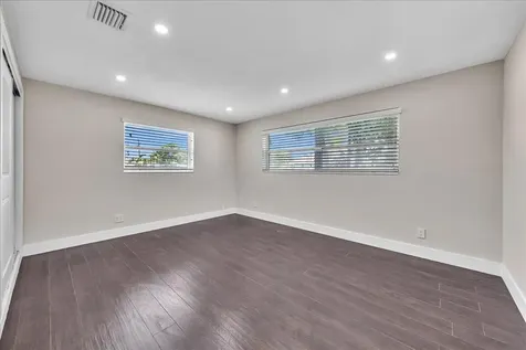 611 N Highland Drive Hollywood FL 33021