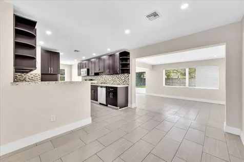 611 N Highland Drive Hollywood FL 33021