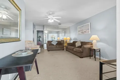 2100 NE 38th Street Lighthouse Point FL 33064