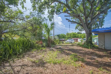 4721 28th Court Vero Beach FL 32967