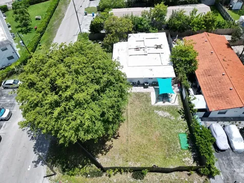 3961 NE 10th Avenue Oakland Park FL 33334