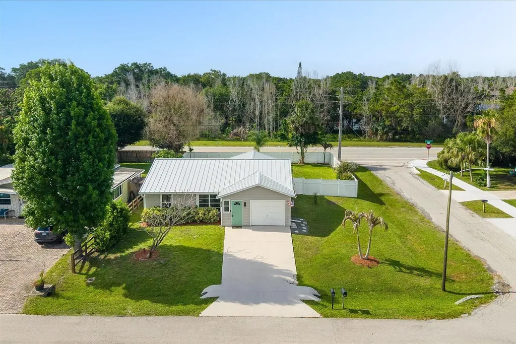2920 SE Cypress Street Stuart FL 34997