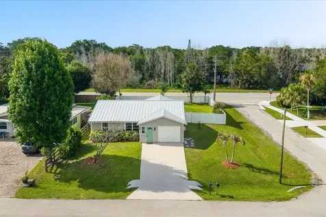 2920 SE Cypress Street Stuart FL 34997