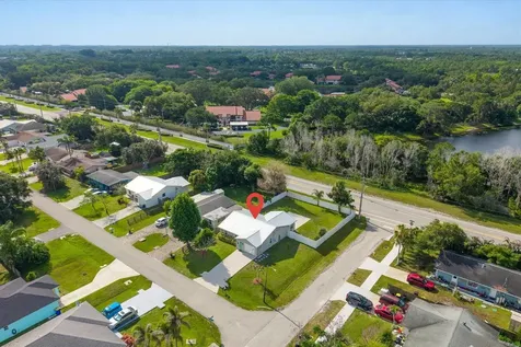 2920 SE Cypress Street Stuart FL 34997