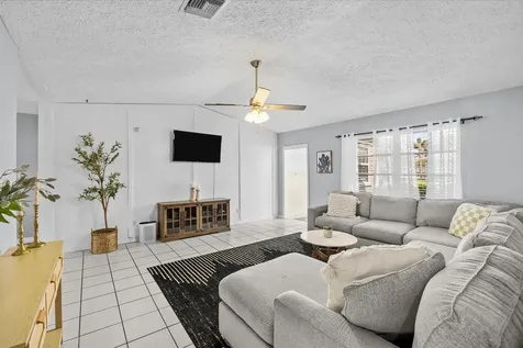 2920 SE Cypress Street Stuart FL 34997