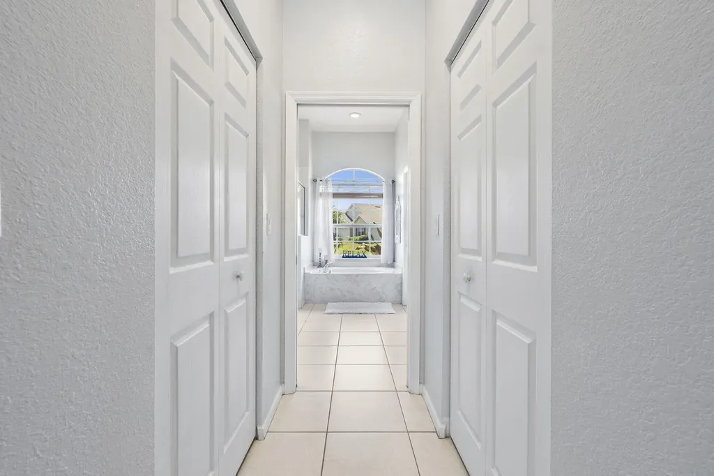 1752 SW Bonfire Terrace Port St Lucie FL 34953