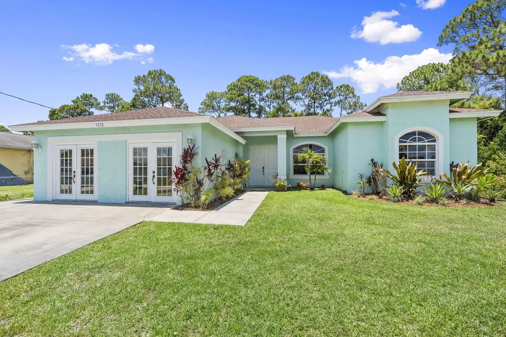 1752 SW Bonfire Terrace Port St Lucie FL 34953