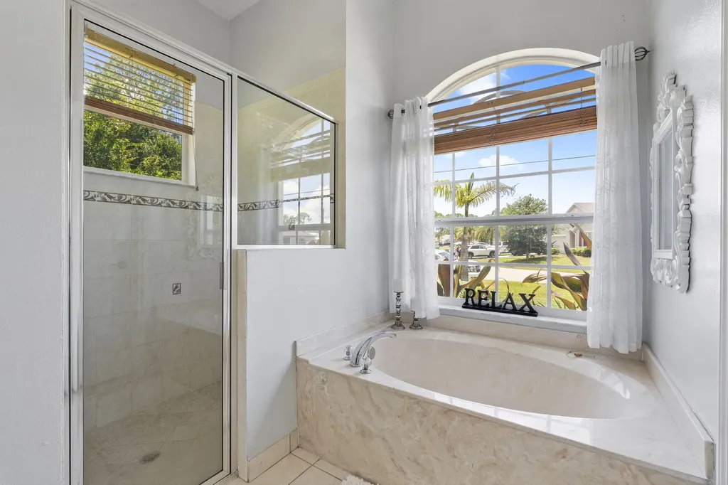 1752 SW Bonfire Terrace Port St Lucie FL 34953