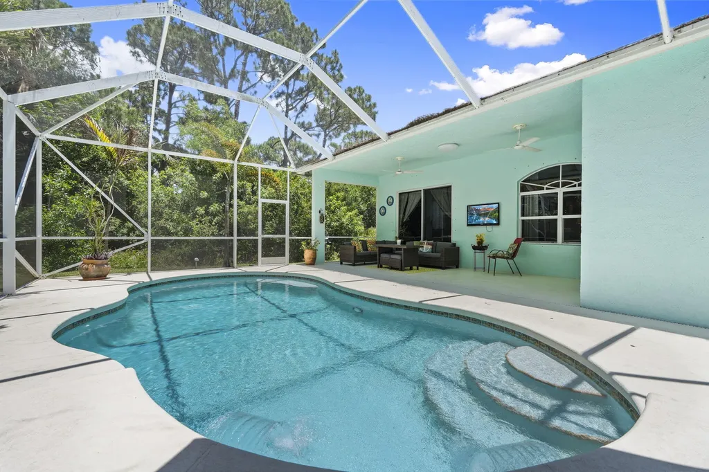 1752 SW Bonfire Terrace Port St Lucie FL 34953