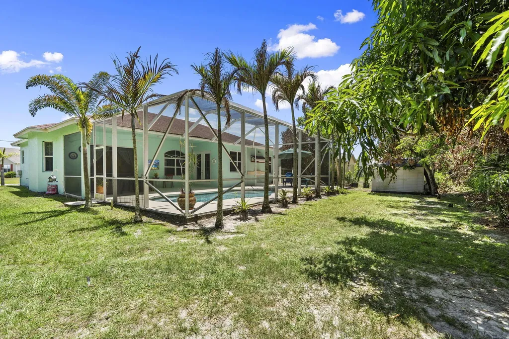 1752 SW Bonfire Terrace Port St Lucie FL 34953