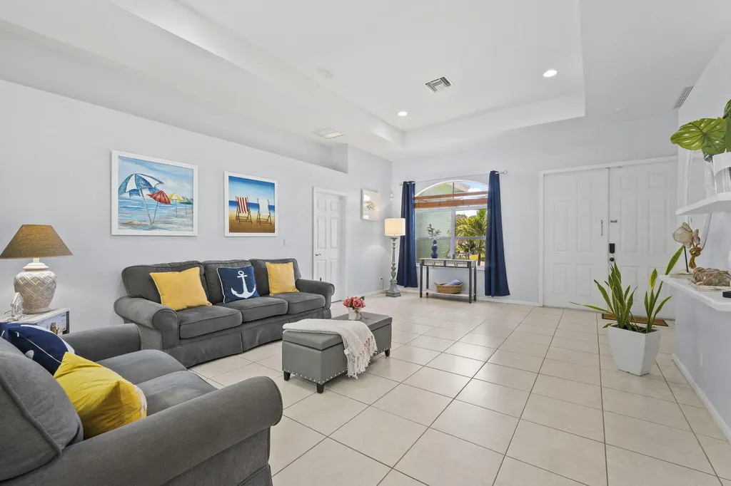 1752 SW Bonfire Terrace Port St Lucie FL 34953