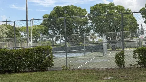 1770 NW 25th Terrace Fort Lauderdale FL 33311