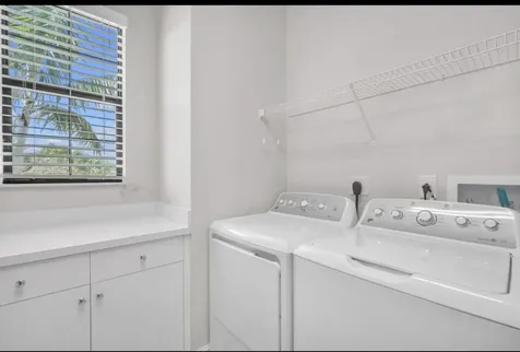 8104 Rainforest Jasper Lane Delray Beach FL 33446