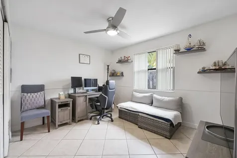 15681 Dover Court Davie FL 33331