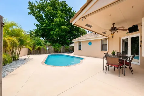 15681 Dover Court Davie FL 33331